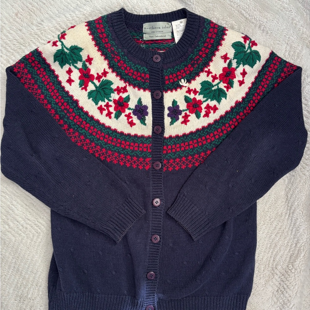 Vintage hand embroidered northern isles grannycore cardigan
